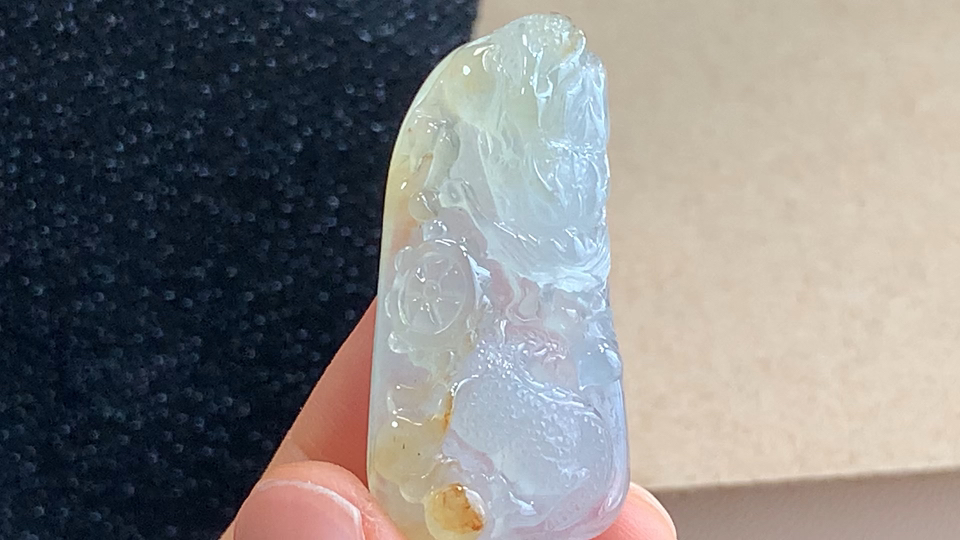 ️ 龙牌，无裂，尺寸38.5-18.8-10.7mm，包A附证书