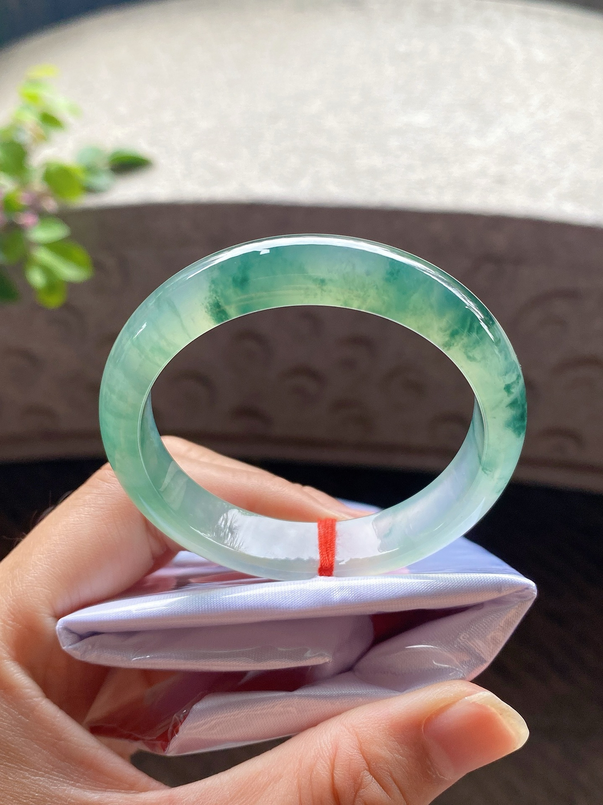 圈口51-11.7-7.3   【高冰种飘绿花正圈手镯】圈口50  51可戴  质地细腻   种水好
