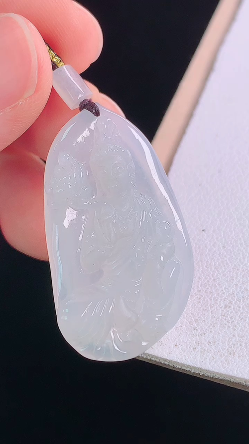 冰种观音，无裂，尺寸32.4-19.4-4.4mm