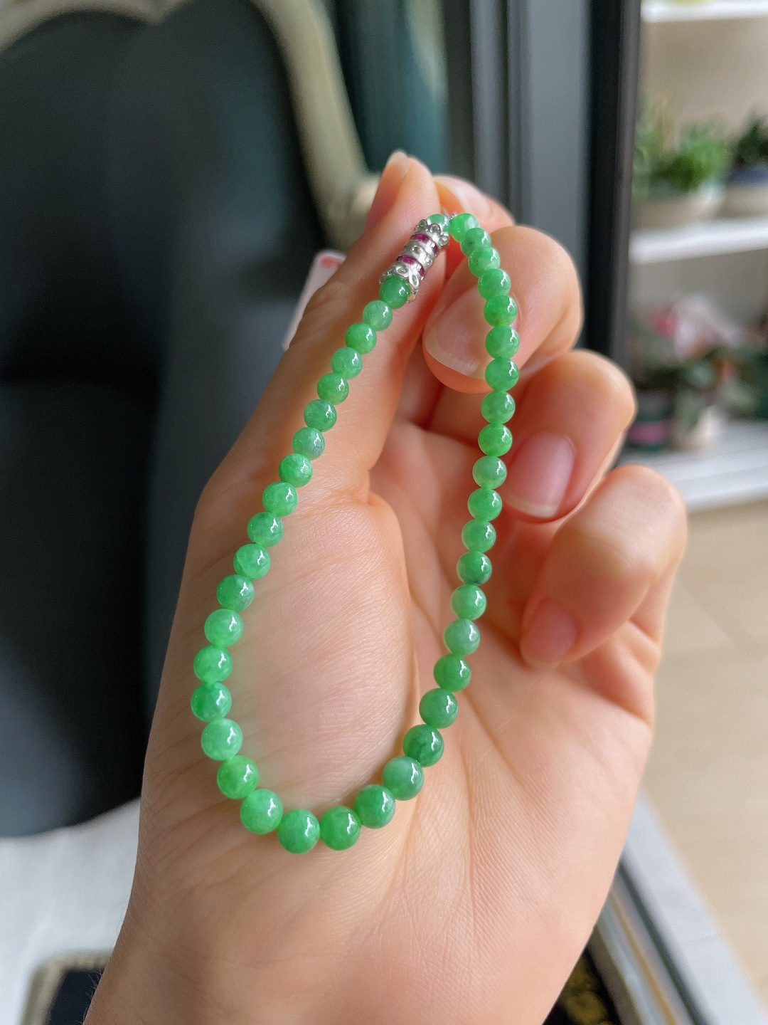 缅甸天然翡翠A货，冰满绿手链，尺寸：4mm。【编4633】