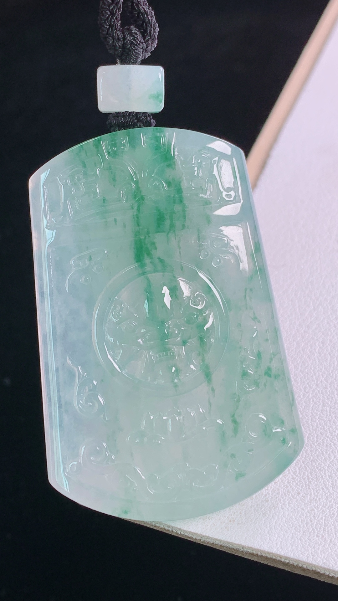 冰飘花仿古牌，花色灵动，清爽水润，无裂，尺寸:53.5-36.4-6.2mm