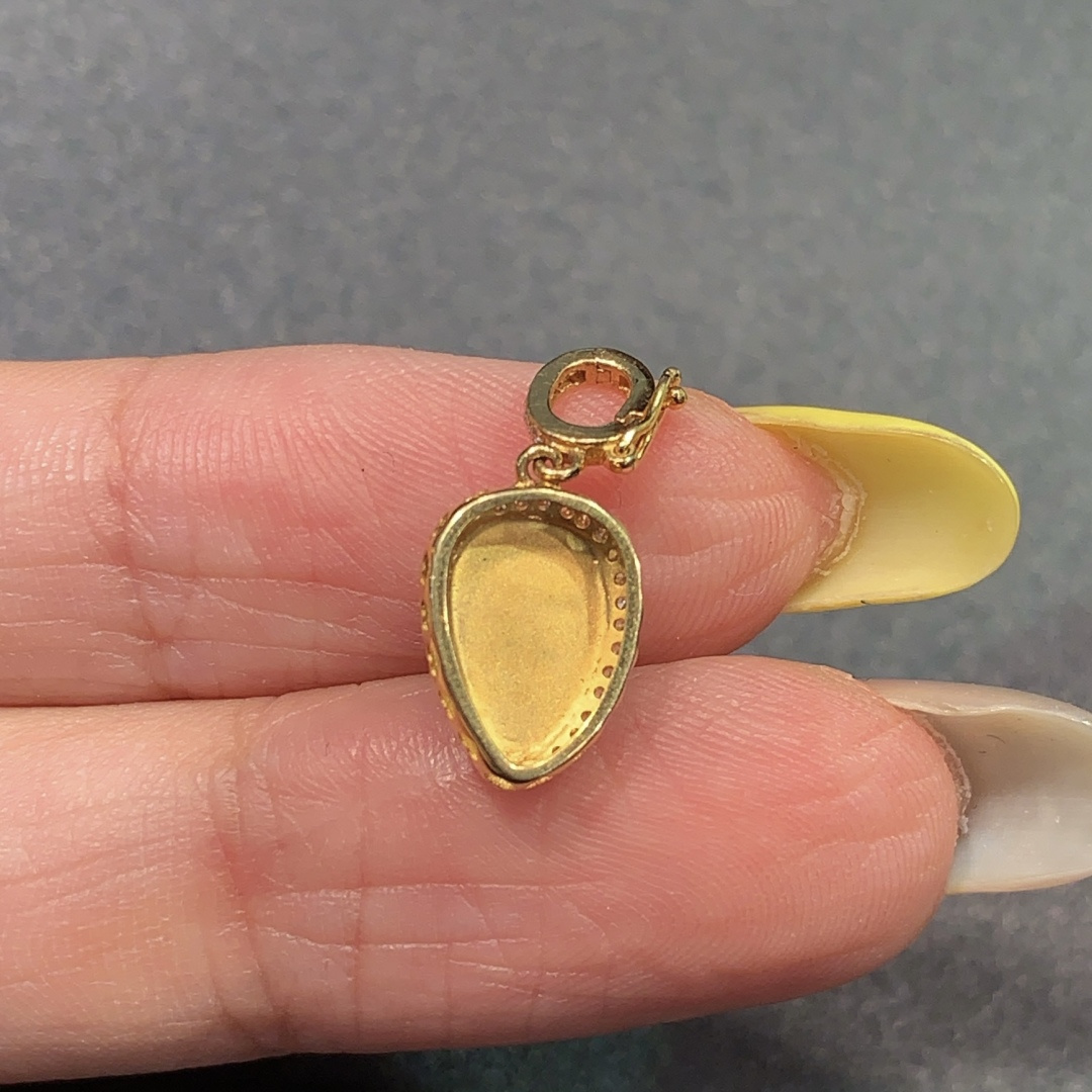 小精品 冰黄叶子吊坠 〰️一见倾心 唯美浪漫 色泽靓丽，8.3-5.5