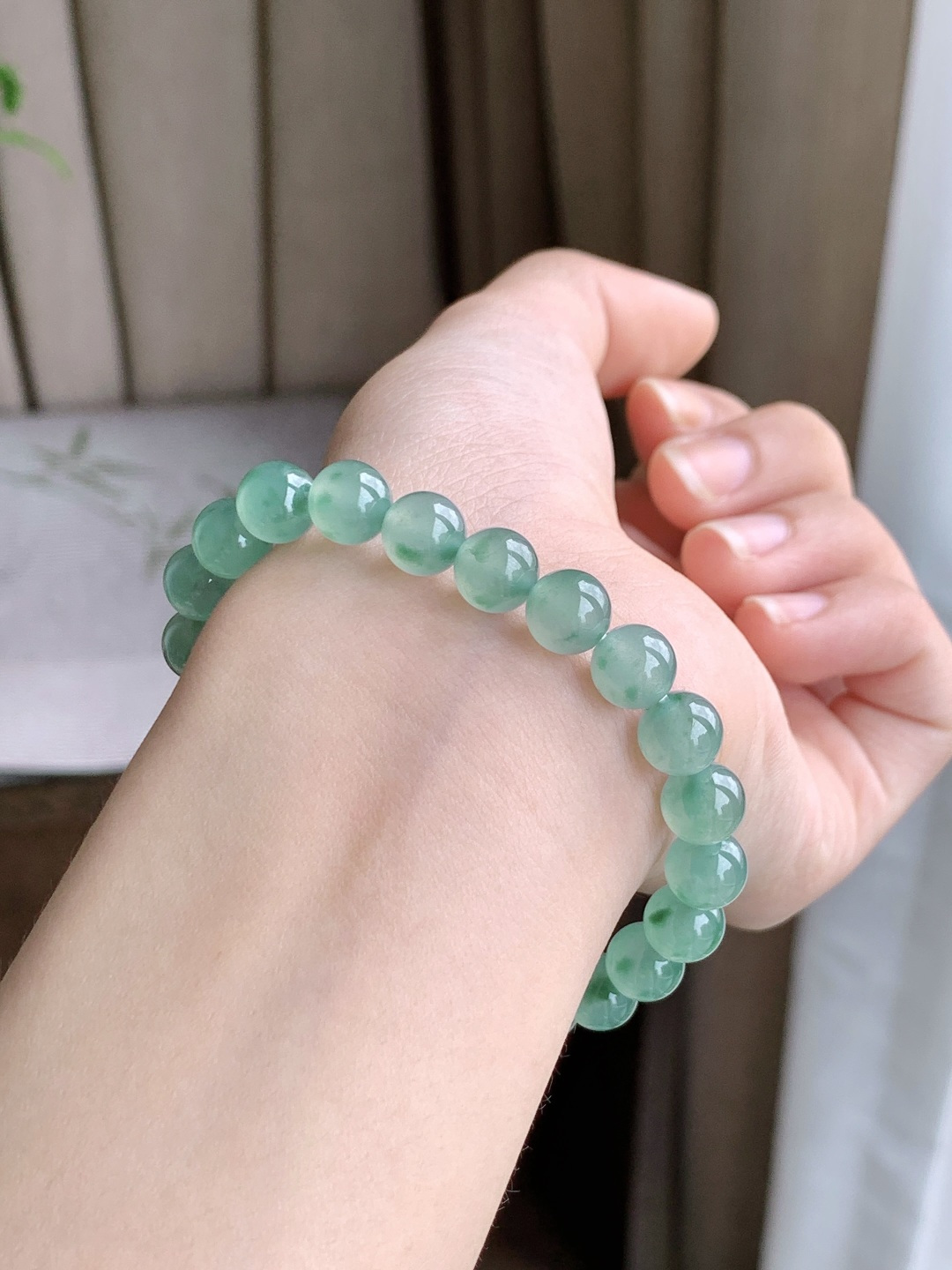 珠子冰晴水手串飘花圆珠子手串,性比高,尺寸7.7mm,重量20克