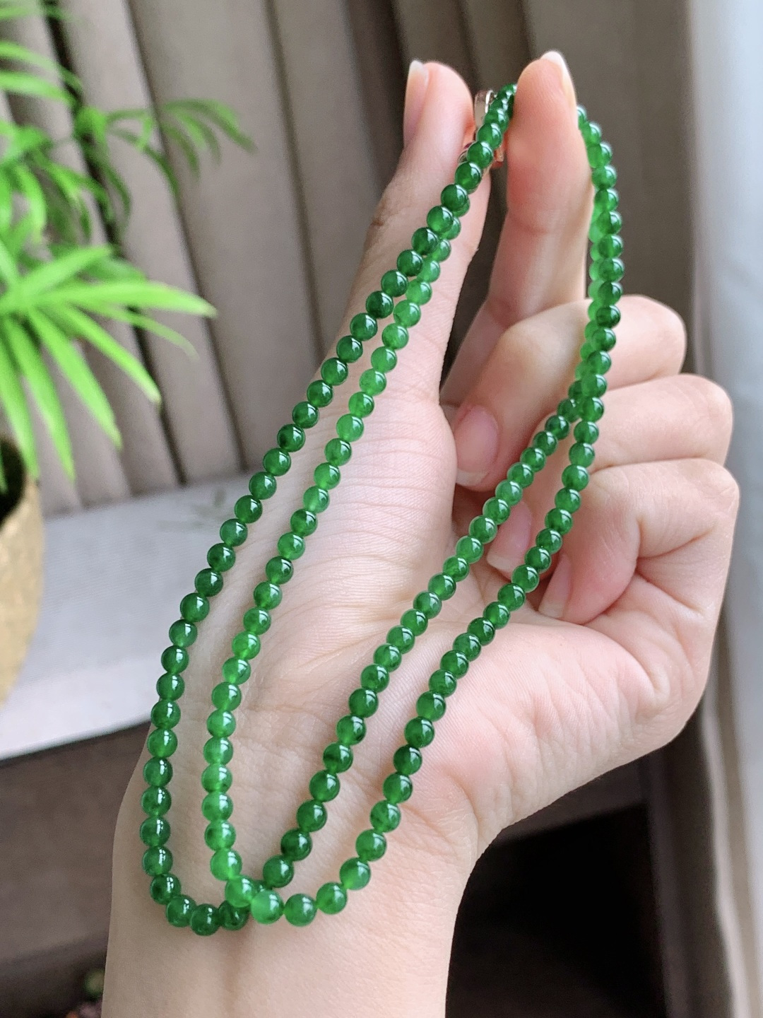 珠子冰辣绿珠链圆珠子珠链，性比高，尺寸3.8mm，30cm，重量18克