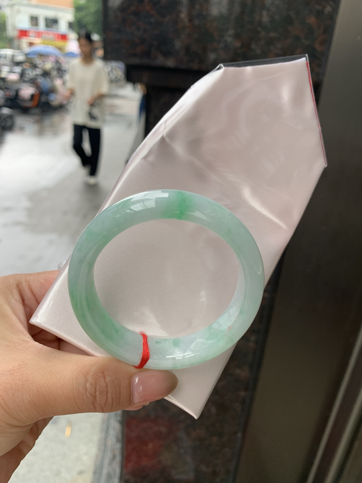 飘绿正圈,0906-N1516-2,打灯纹，有沙眼扣手