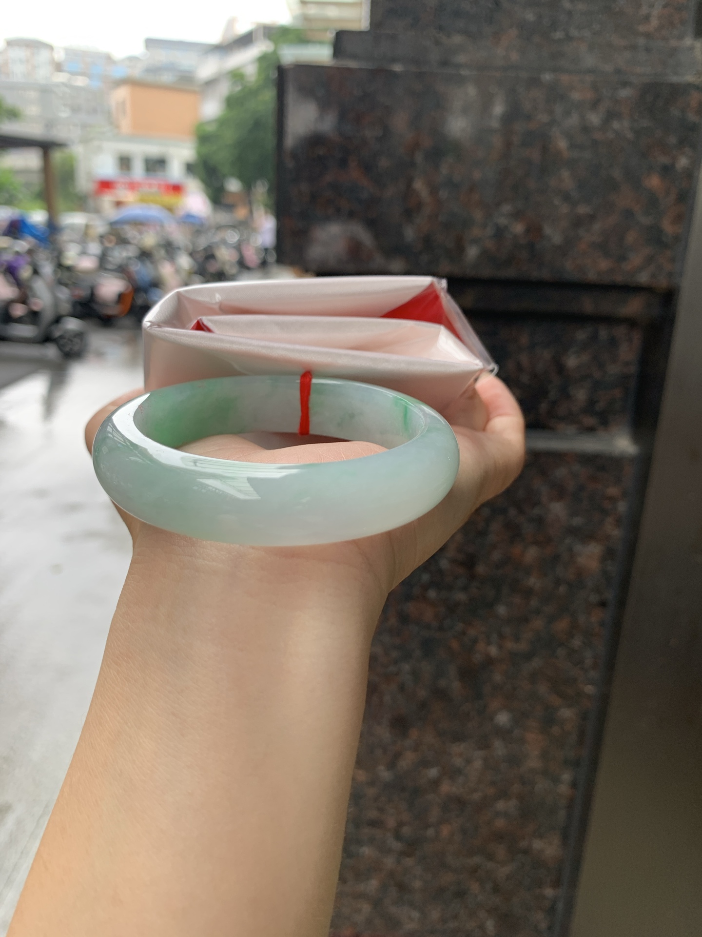 飘绿正圈,0906-N1516-2,打灯纹，有沙眼扣手