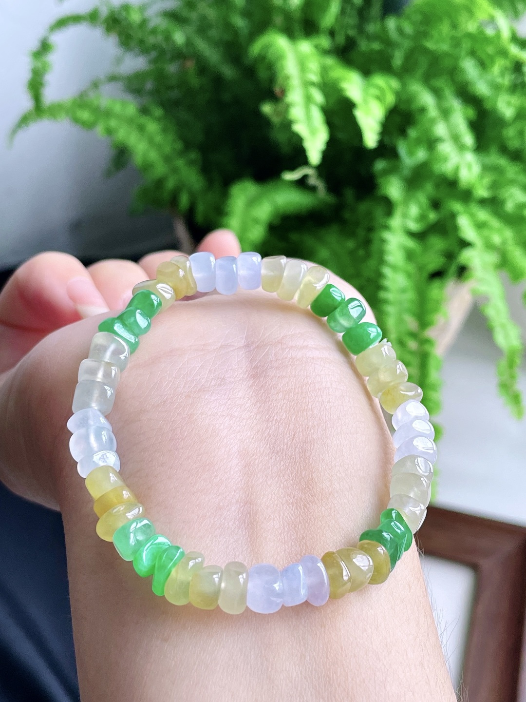 冰多宝手串随形手串，性比高，尺寸7-3.5mm，重量15.9克