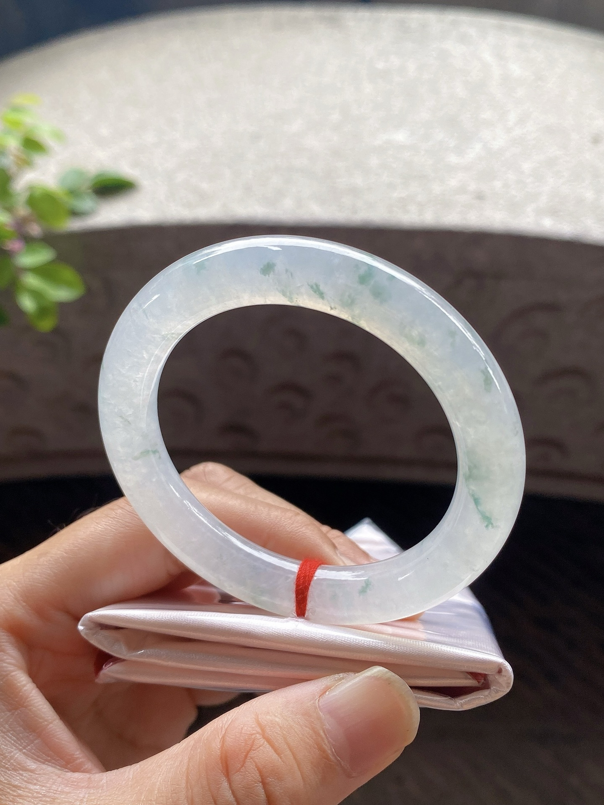 圈口52.5-10-10    【冰种飘花圆条手镯】圈口52  53可戴  质地细腻   种水好