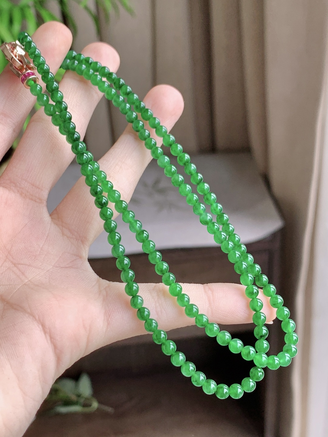 珠子冰辣绿珠链圆珠子珠链，性比高，尺寸3.8mm，30cm，重量18克