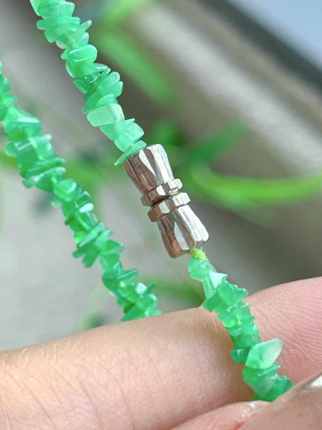 珠子冰阳绿手串随形手串,说明性比高,尺寸4-2.3-1.8mm,重量5克