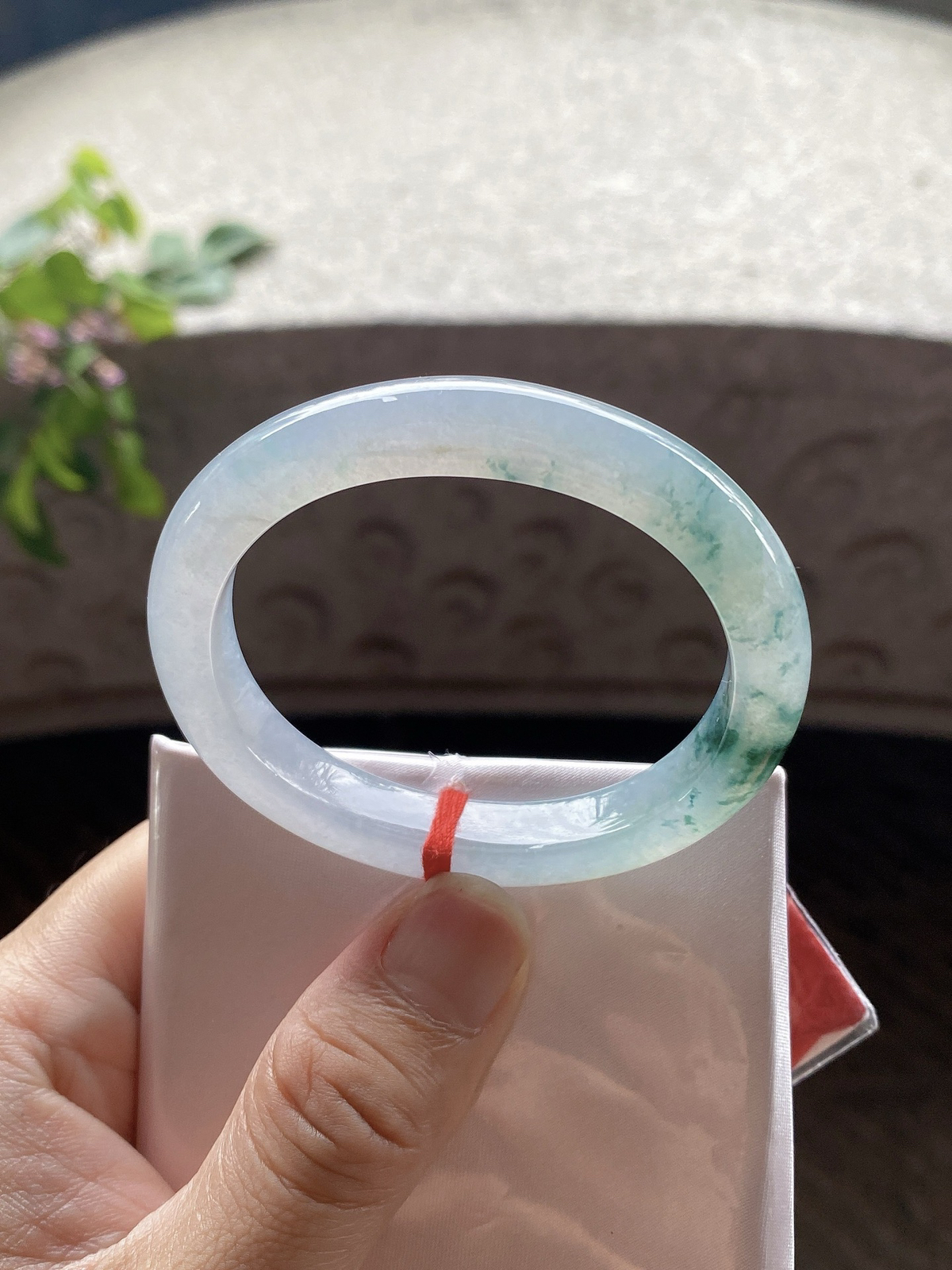 圈口52.8-46.5-10.1-7.7     【冰种飘花贵妃手镯】圈口50  51可戴  质地细腻   种水好