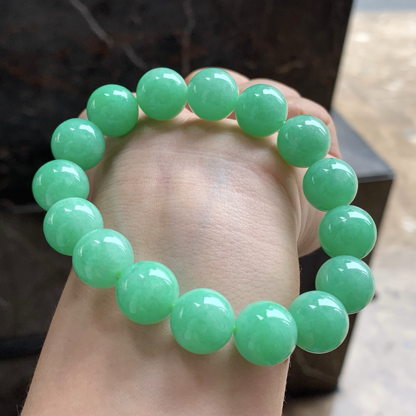 绿色手串^_^鲜艳