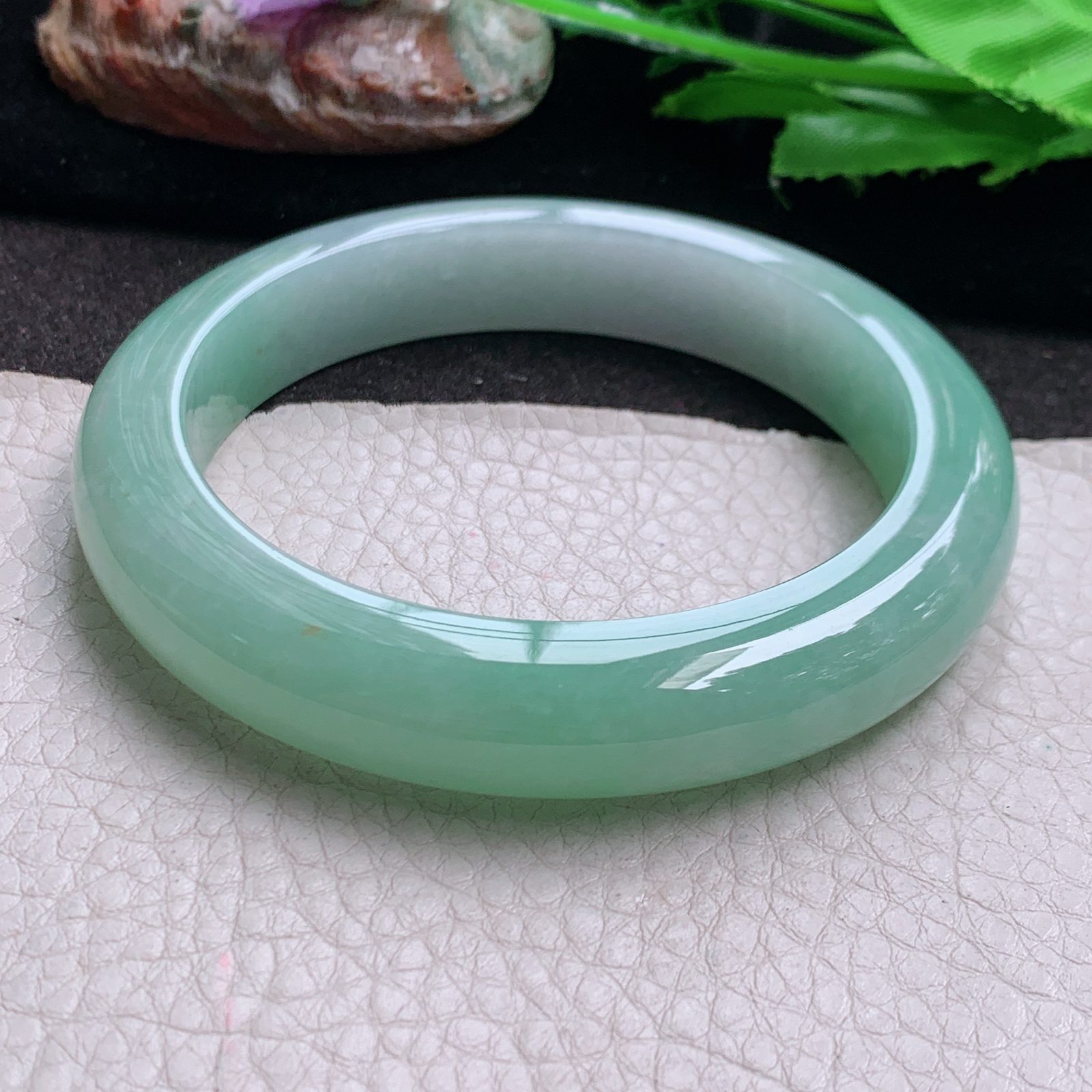 ss大圈口63*13*10平安镯 缅甸翡翠a货高品质春带彩厚装宽边玉手镯