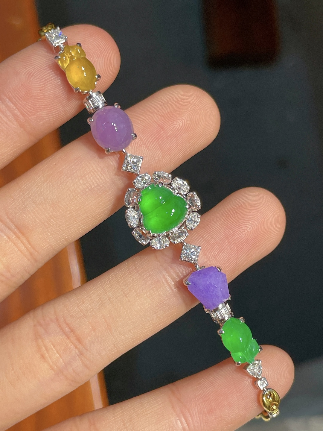 阳绿葫芦手链,,18k金镶嵌