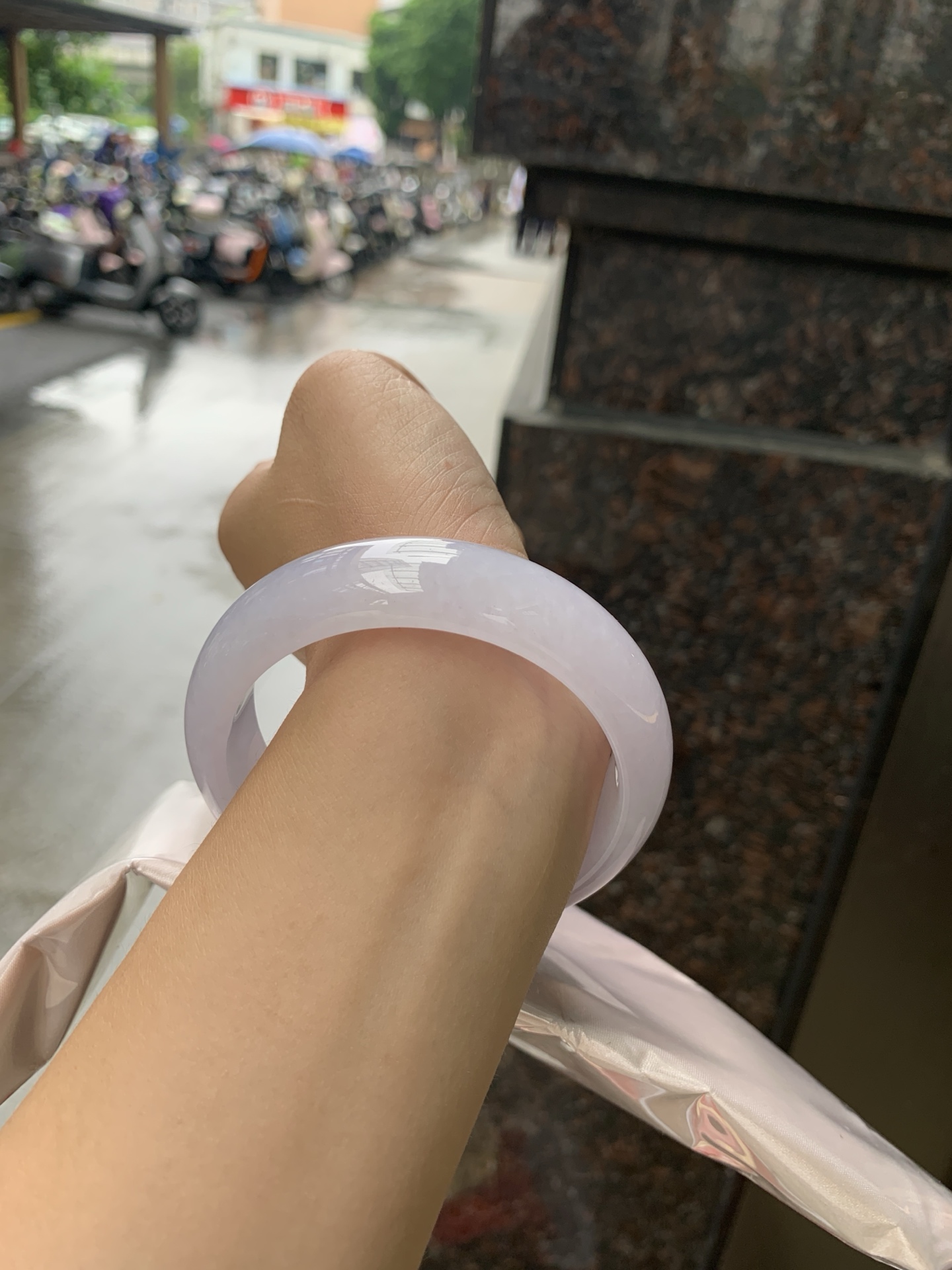 宽版正圈,0906-N1516-3,打灯内圈裂，沙眼扣手
