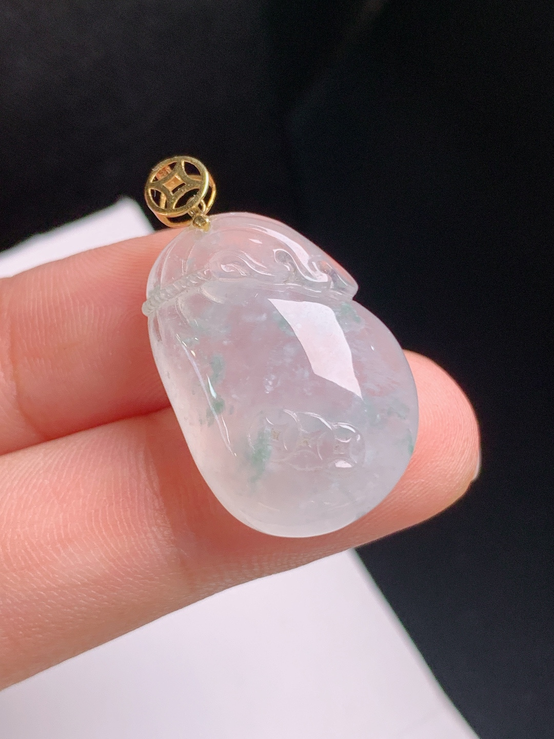 冰种飘花钱袋吊坠，雪花棉意境，财源滚滚，招财纳福