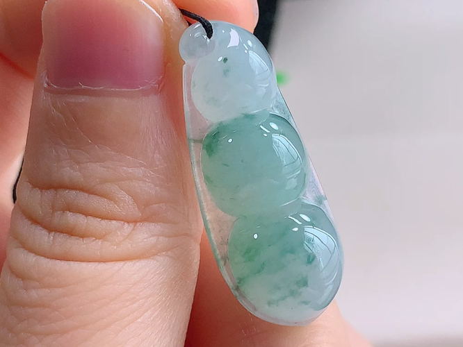 福豆，无裂，尺寸31.5-13.0-71mm，包A附证书