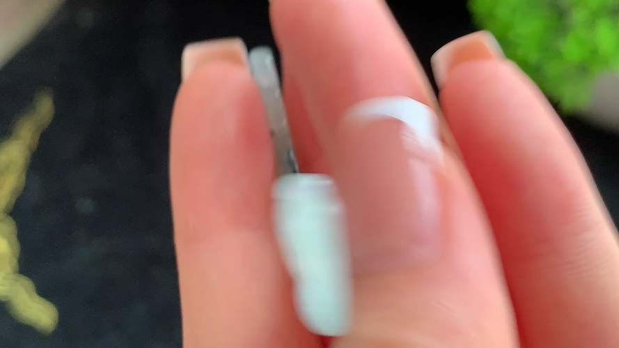 天然翡翠，连年有余，冰飘花无裂，尺寸57.3-8-3.7 aj94