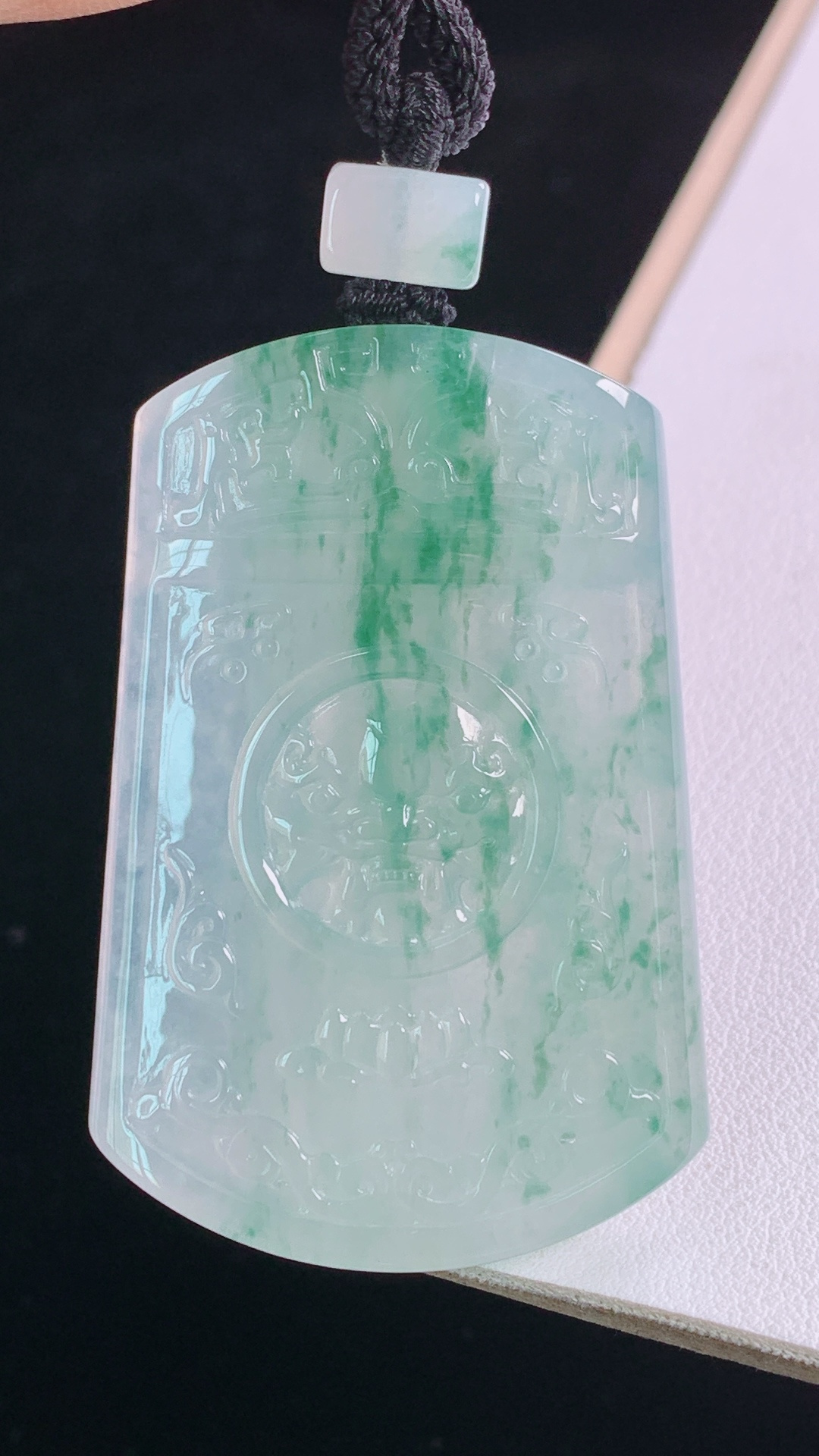 冰飘花仿古牌，花色灵动，清爽水润，无裂，尺寸:53.5-36.4-6.2mm