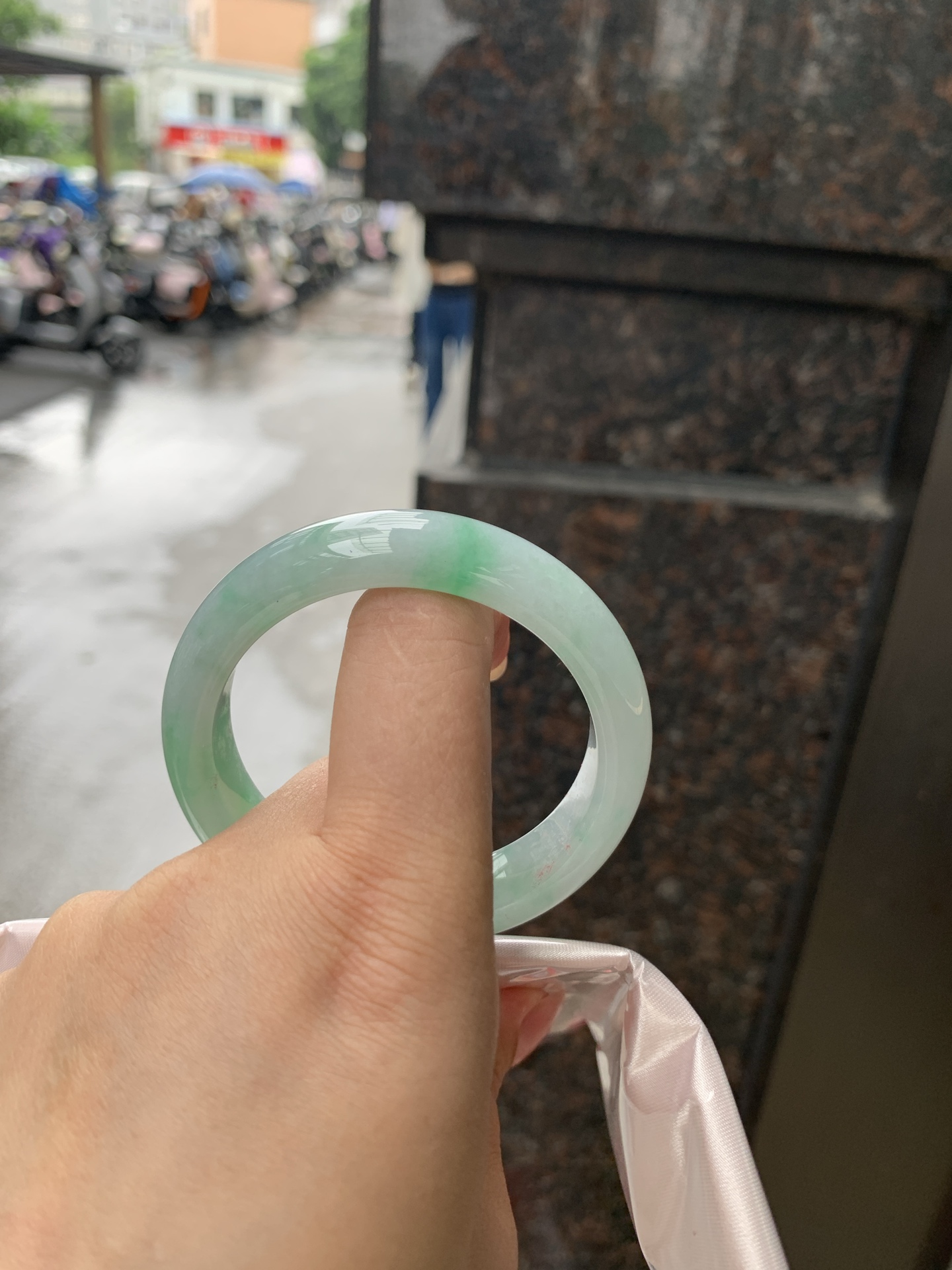 飘绿正圈,0906-N1516-2,打灯纹，有沙眼扣手