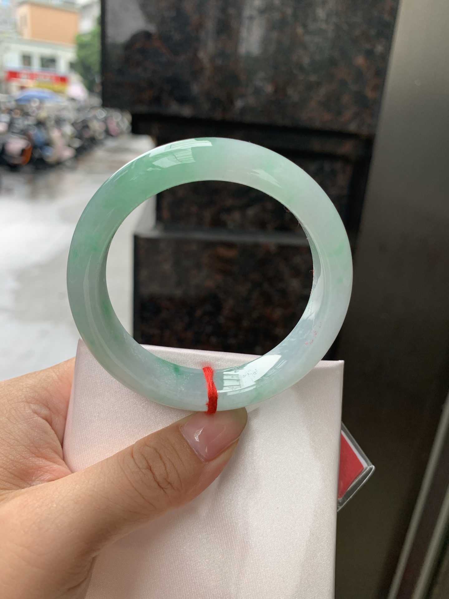 飘绿正圈,0906-N1516-2,打灯纹，有沙眼扣手