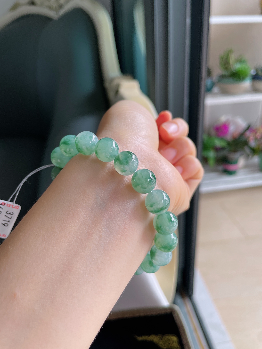 ️，缅甸天然翡翠A货，冰飘花手链，尺寸：10.3mm。【编3719】