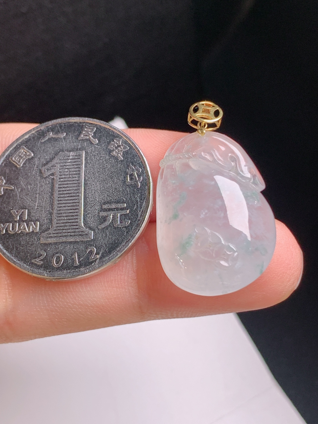 冰种飘花钱袋吊坠，雪花棉意境，财源滚滚，招财纳福