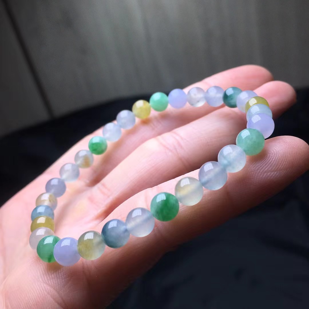 三彩手链，卡6mm，30颗，种好，玉质细腻，色彩斑斓，颗颗精选，耐看