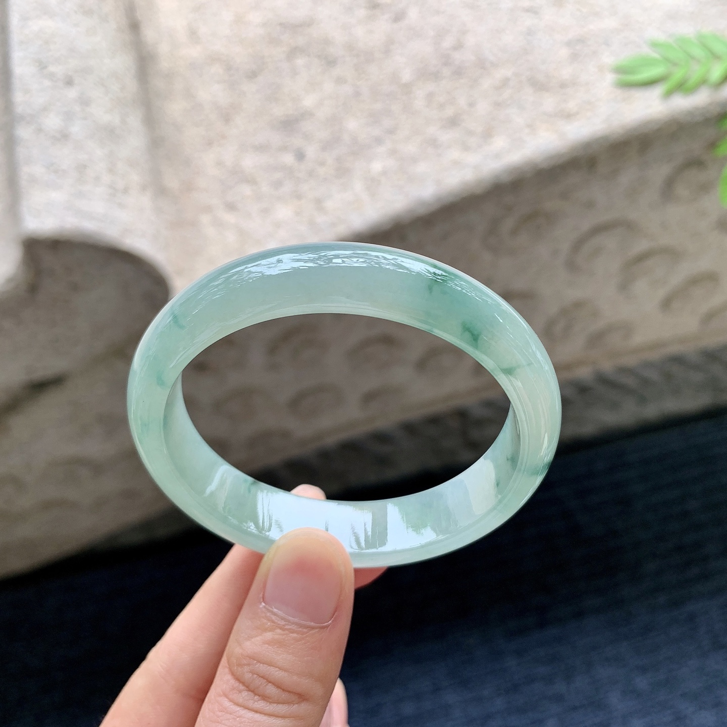 贵妃52 53，冰糯飘绿花，水润，种老，细腻，无裂纹