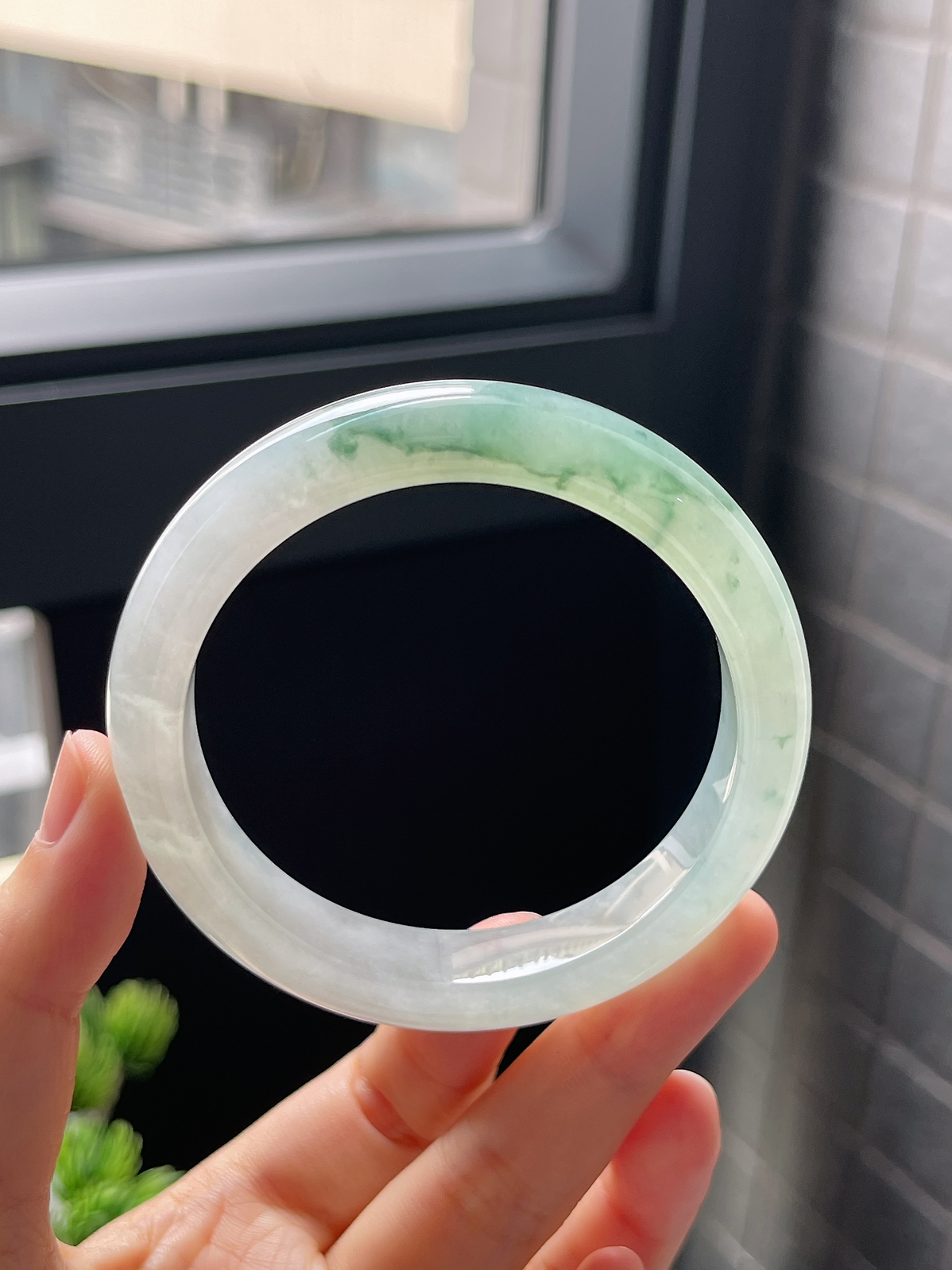 圈口55，冰糯种飘花灵动翡翠正圈手镯9.8