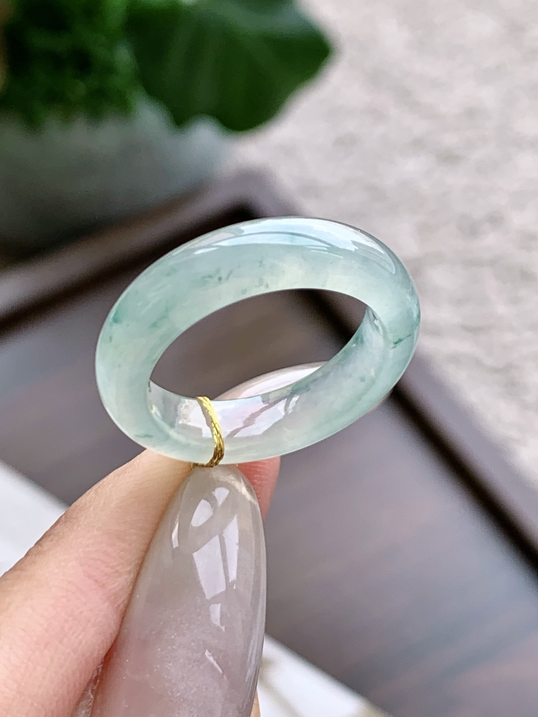 裸石冰飘花戒圈指环,说明性比高,尺寸5.6-3.6,圈口18号,重量4.3克