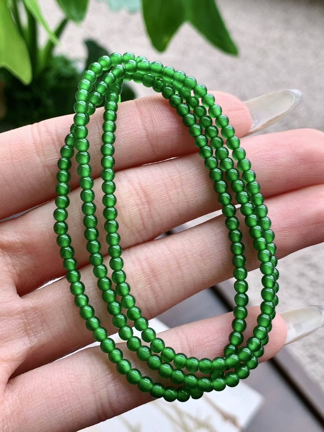 珠子，冰辣绿珠链圆珠子珠链，说明，性比高，尺寸3.1mm，26cm，重量8.3克，不议