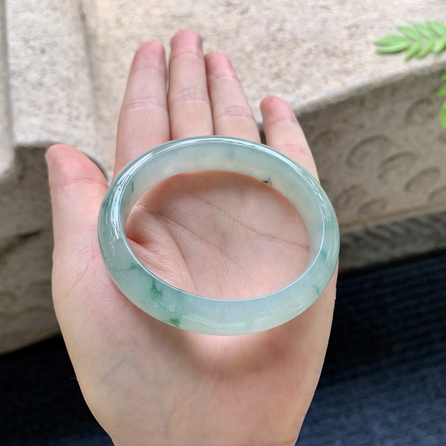 贵妃52 53，冰糯飘绿花，水润，种老，细腻，无裂纹