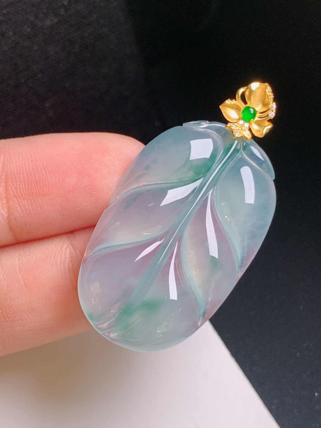 冰种飘花树叶吊坠，清透起光，花色飘逸，金枝玉叶，530904
