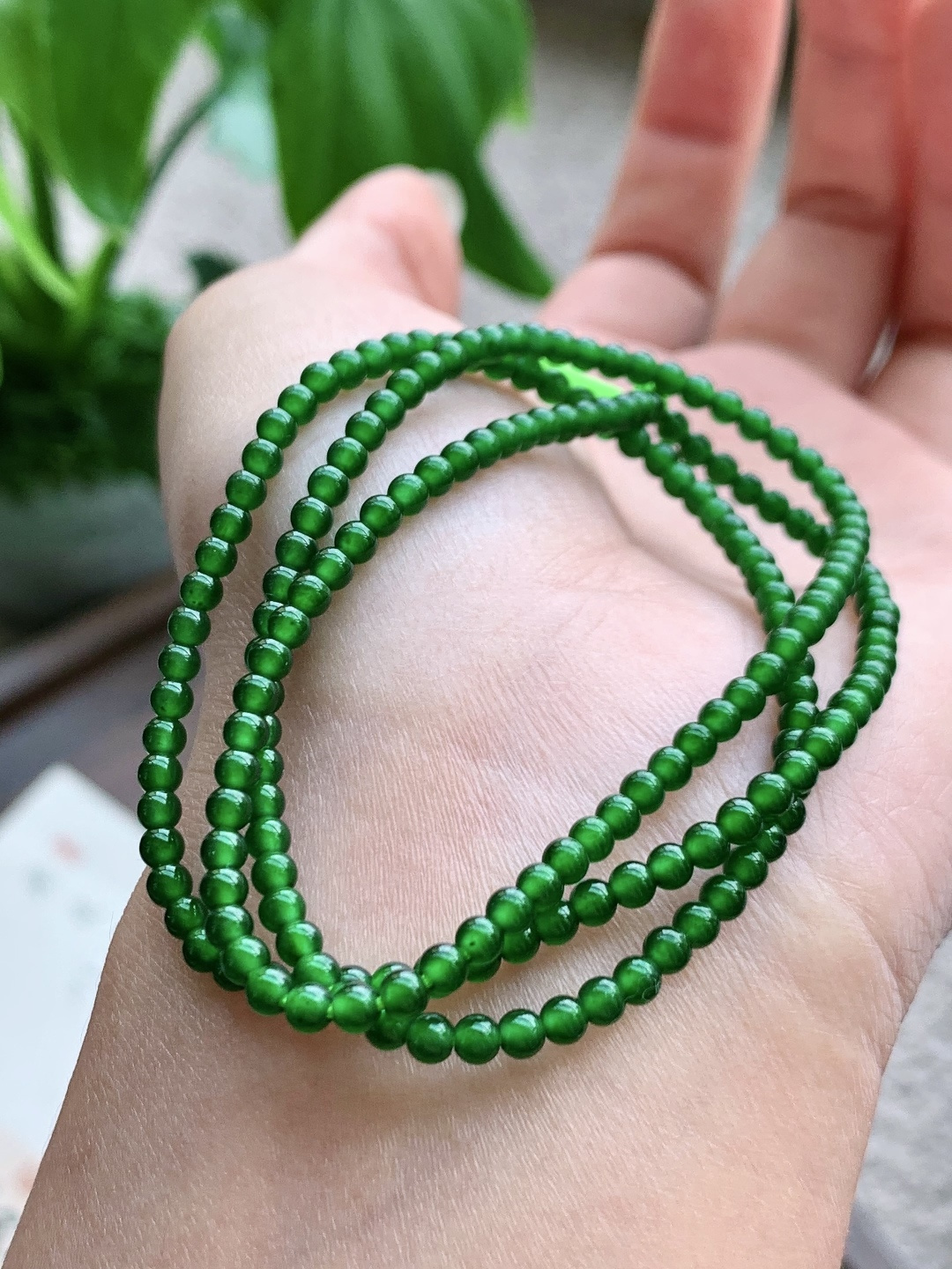 珠子冰辣绿珠链圆珠子珠链，说明性比高，尺寸3mm，27cm，重量8克