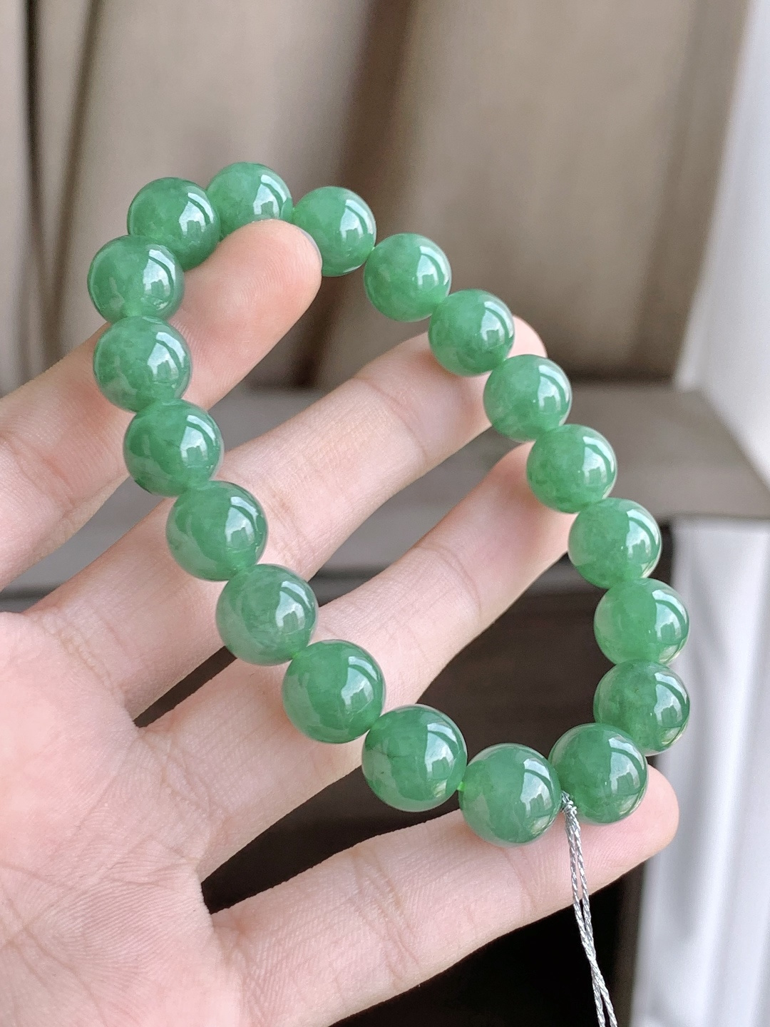 冰晴阳绿手串圆珠子手串,性比高,10mm,33克