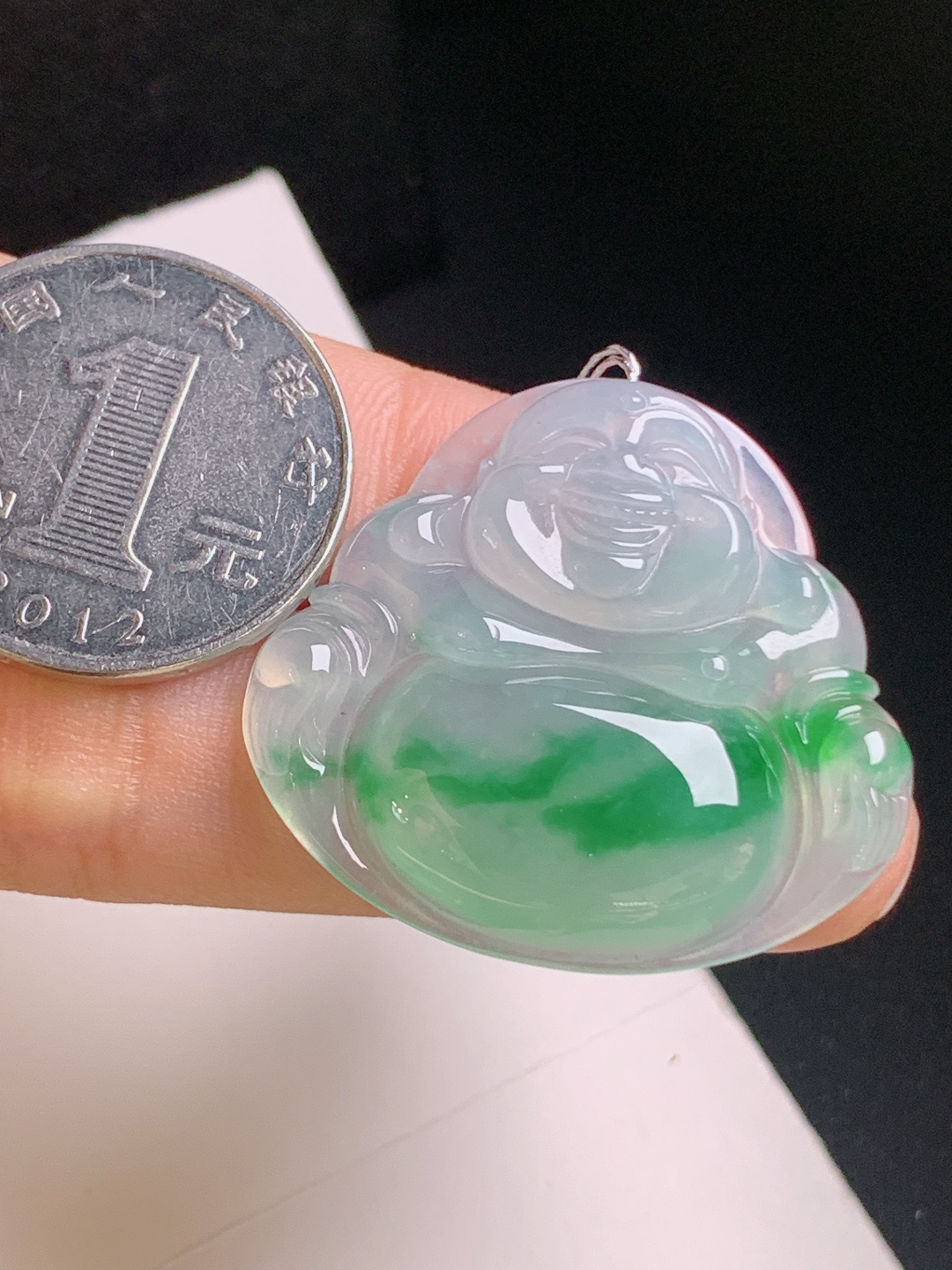 冰飘绿佛公，翠色鲜活，品相端庄，福气满满