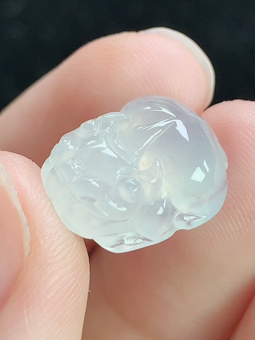 貔貅，无裂，尺寸14.9*12.6*5.9mm，j07hay