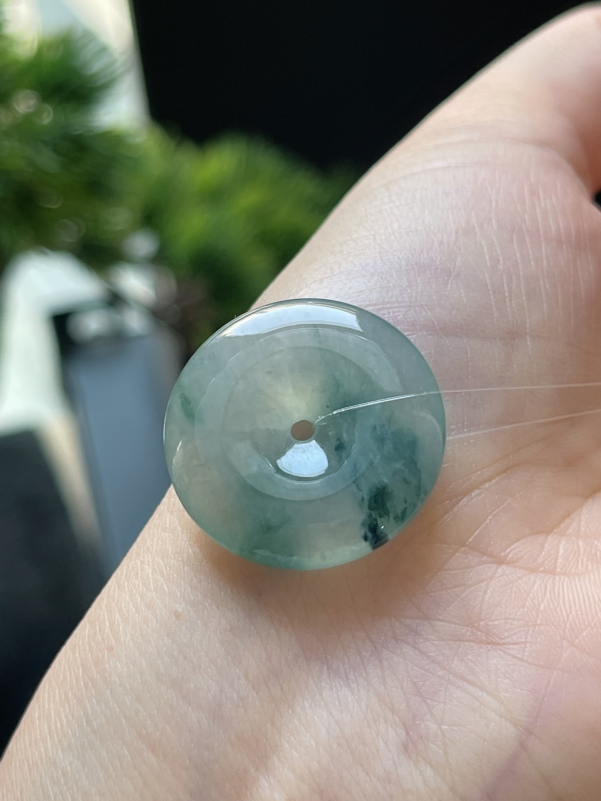 翡翠冰糯种飘绿平安扣