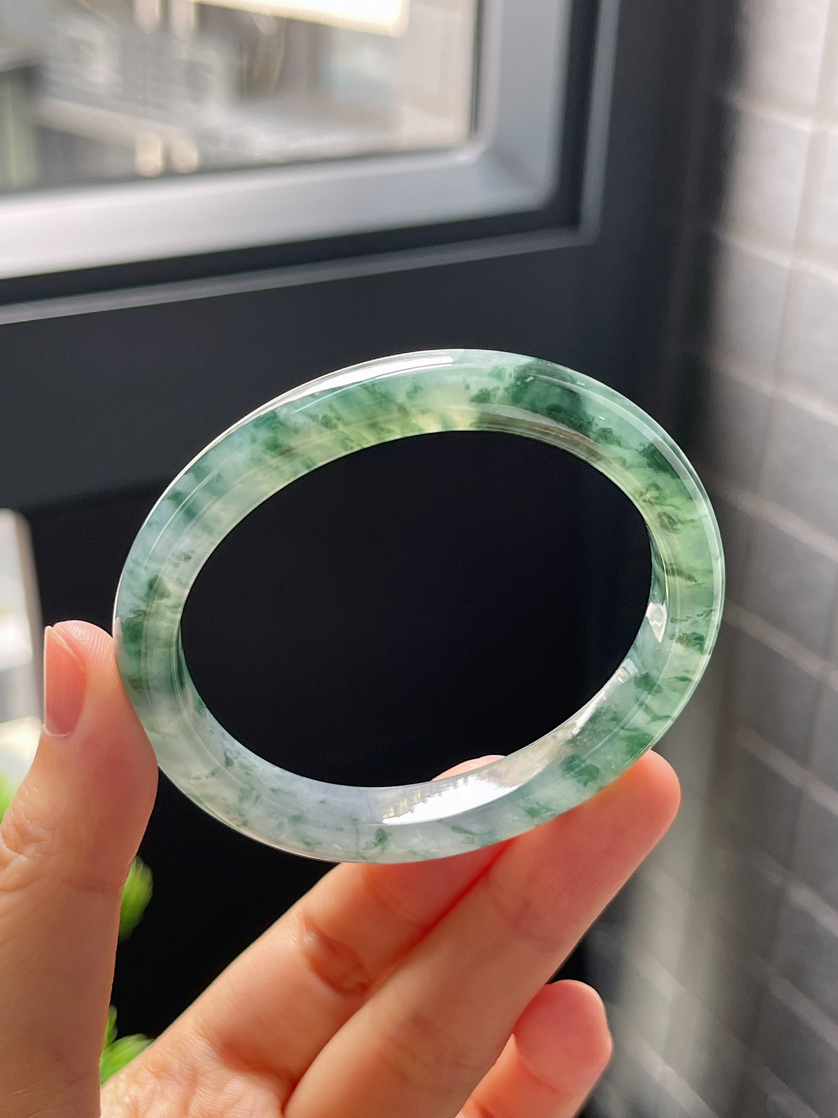 贵妃圈口52.5，冰糯种飘花翡翠贵妃手镯9.8