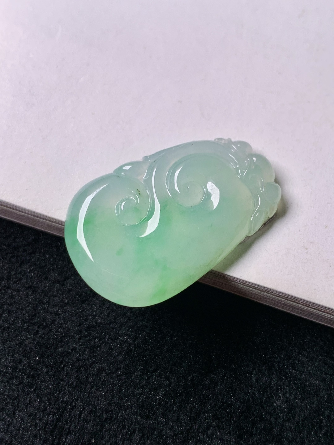 飘花如意，色泽浓艳 0907尺寸29.5*19.2*3.7