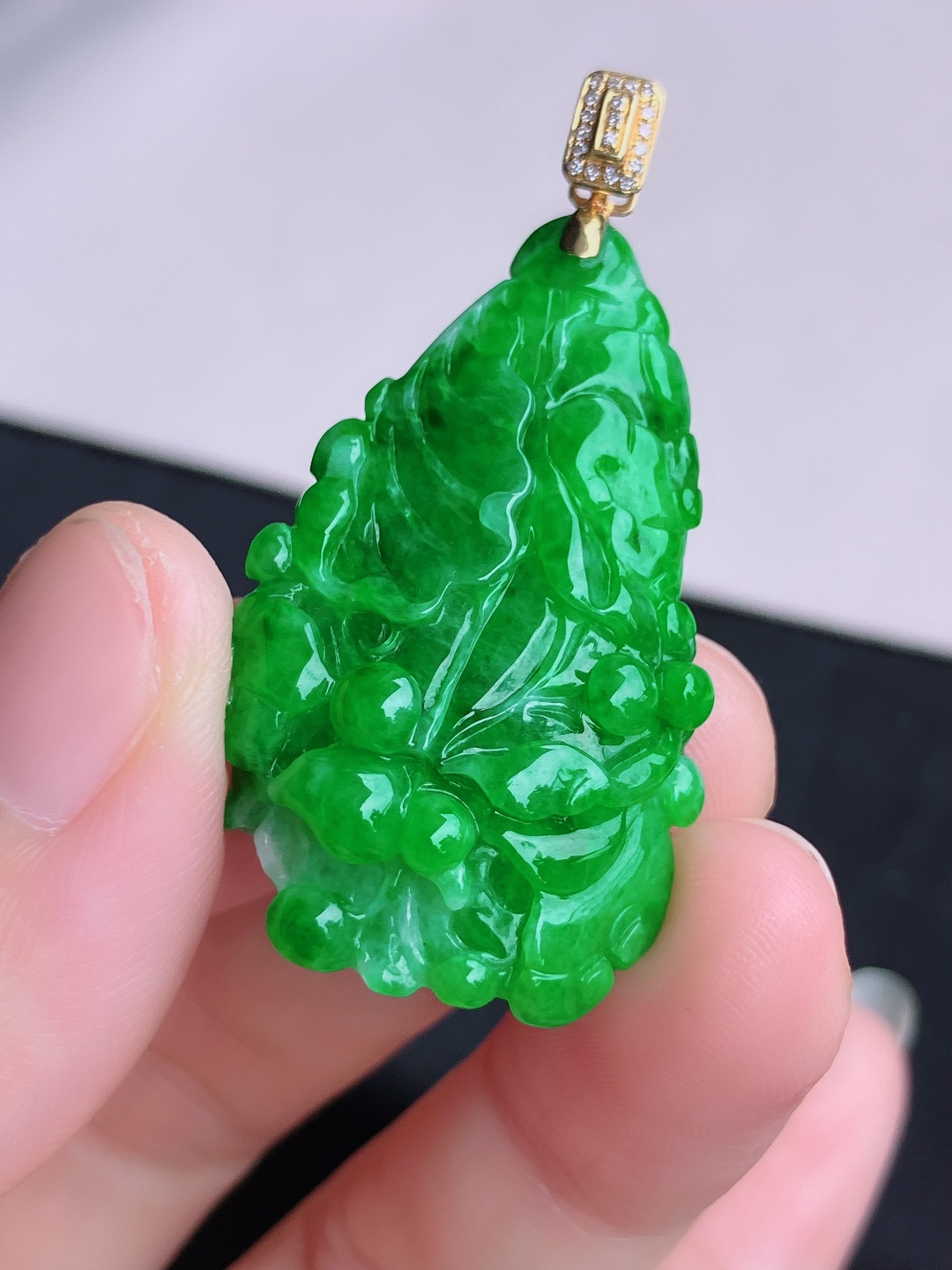 ️辣绿百财，饱满大气，尺寸45.8/38/23.6/10.3/自然光实拍