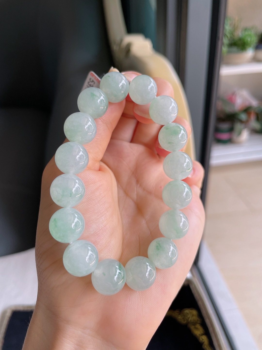 ️，缅甸天然翡翠A货，冰飘花手串，尺寸：12.5mm。【编3171】