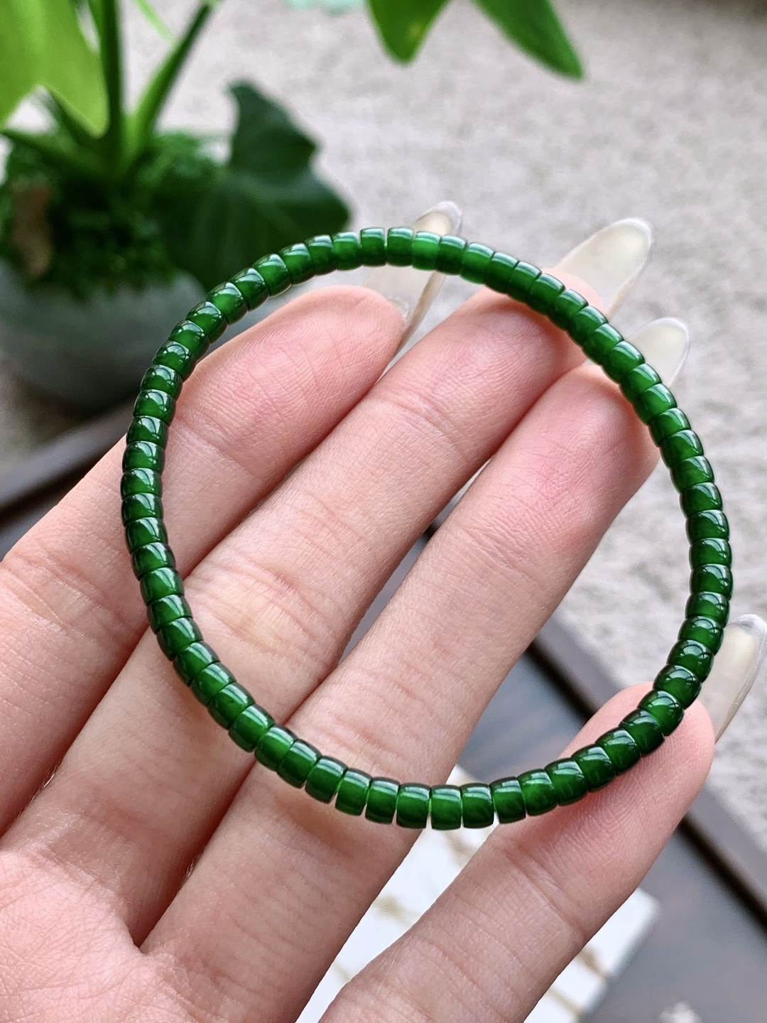 珠子冰辣绿手串算盘珠手串,说明性比高,尺寸4-2.6mm,重量6克
