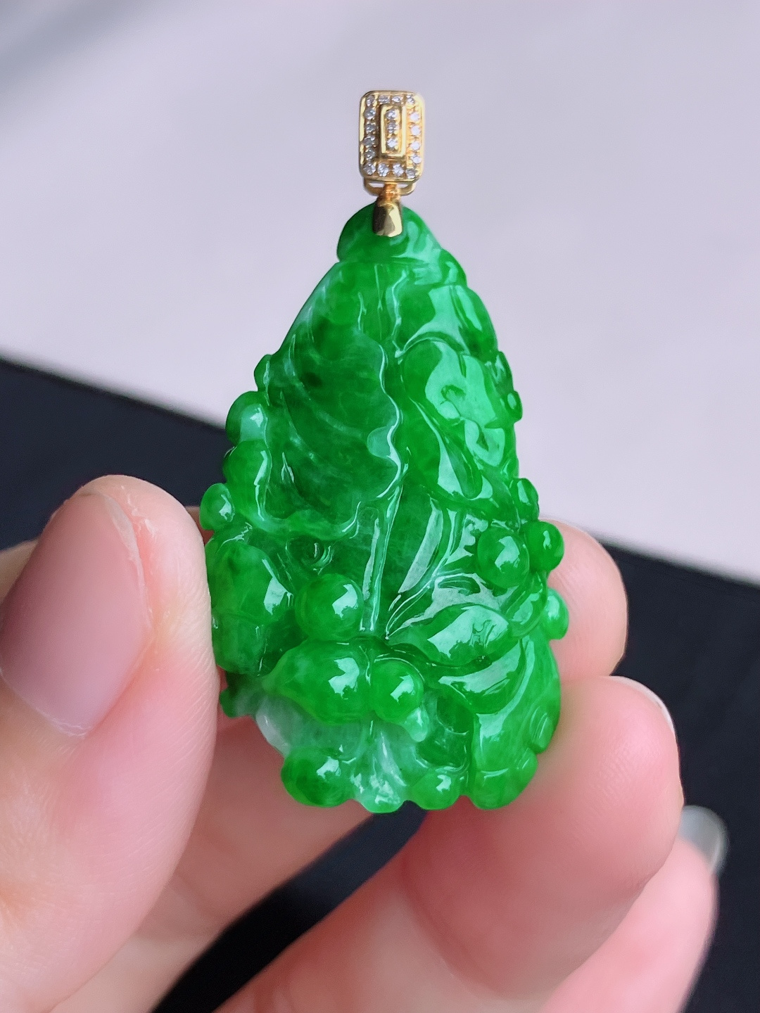 ️辣绿百财，饱满大气，尺寸45.8/38/23.6/10.3/自然光实拍