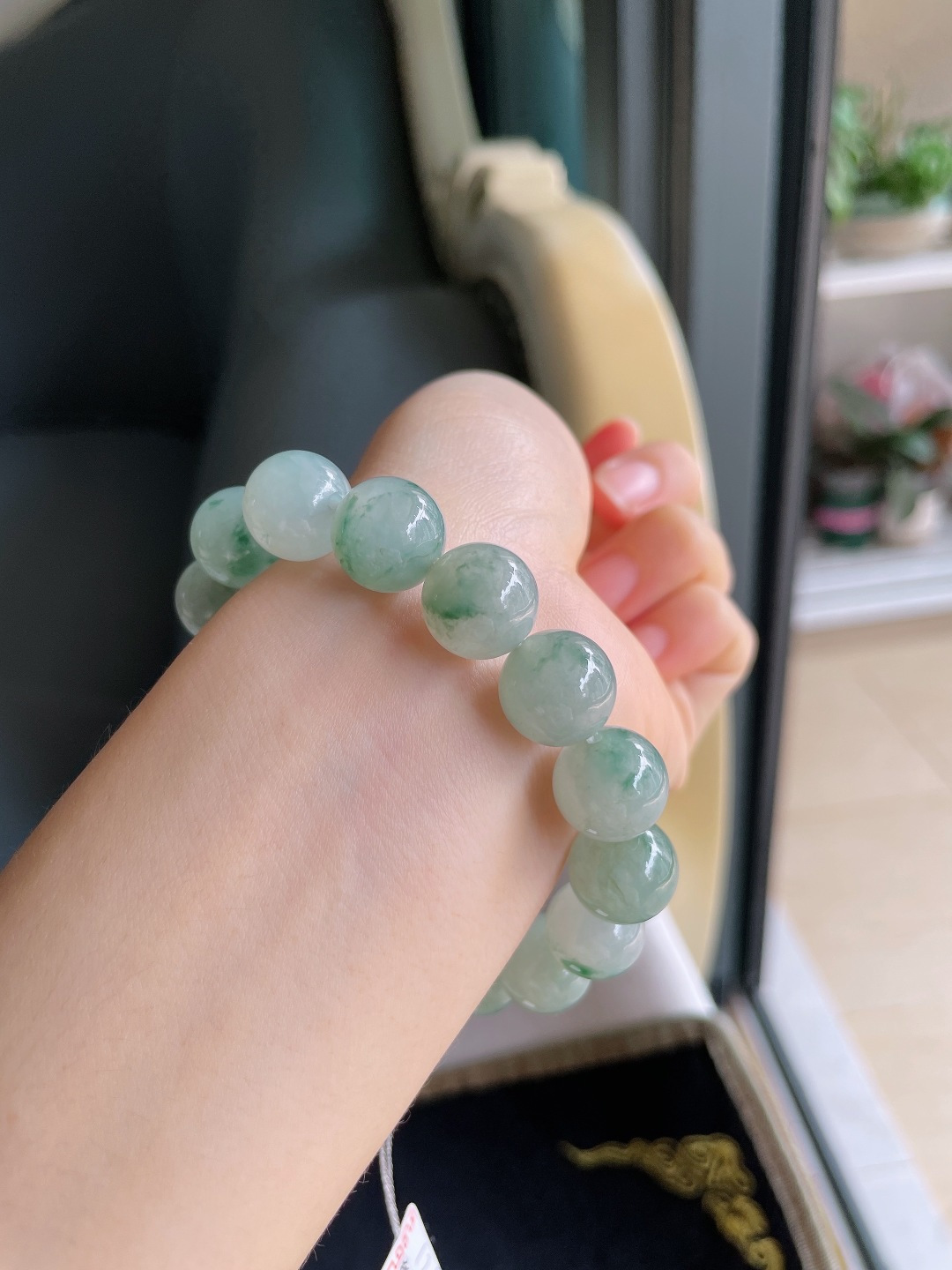 ️，缅甸天然翡翠A货，冰飘花手串，尺寸：13mm。【编3811】