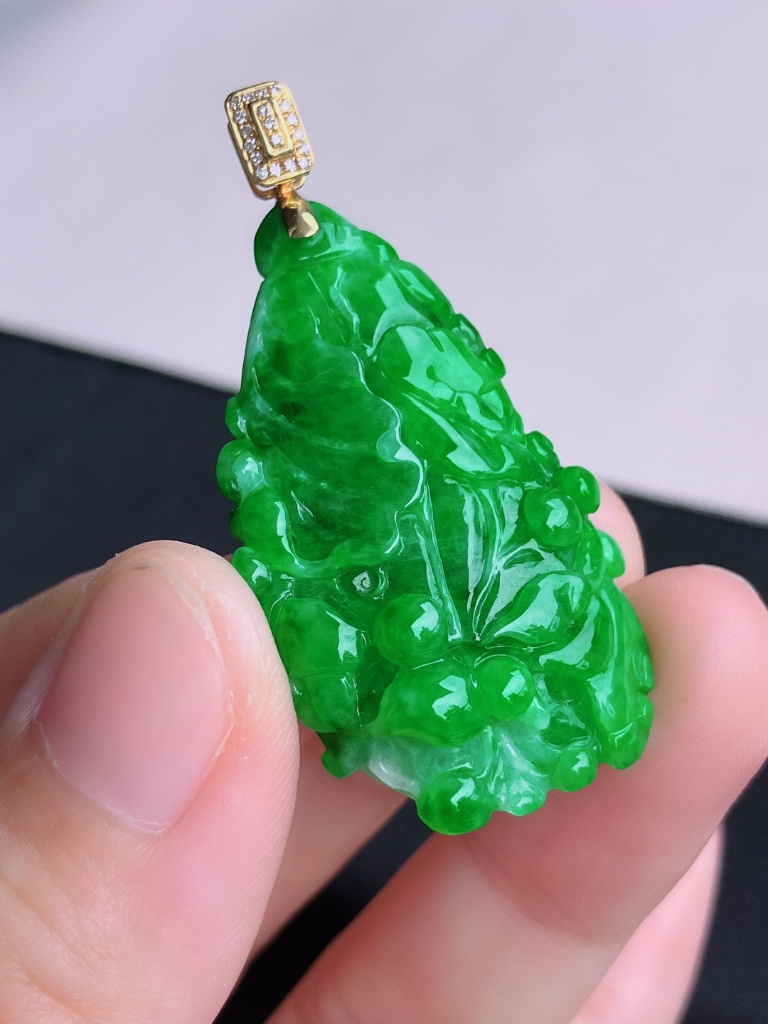 ️辣绿百财，饱满大气，尺寸45.8/38/23.6/10.3/自然光实拍