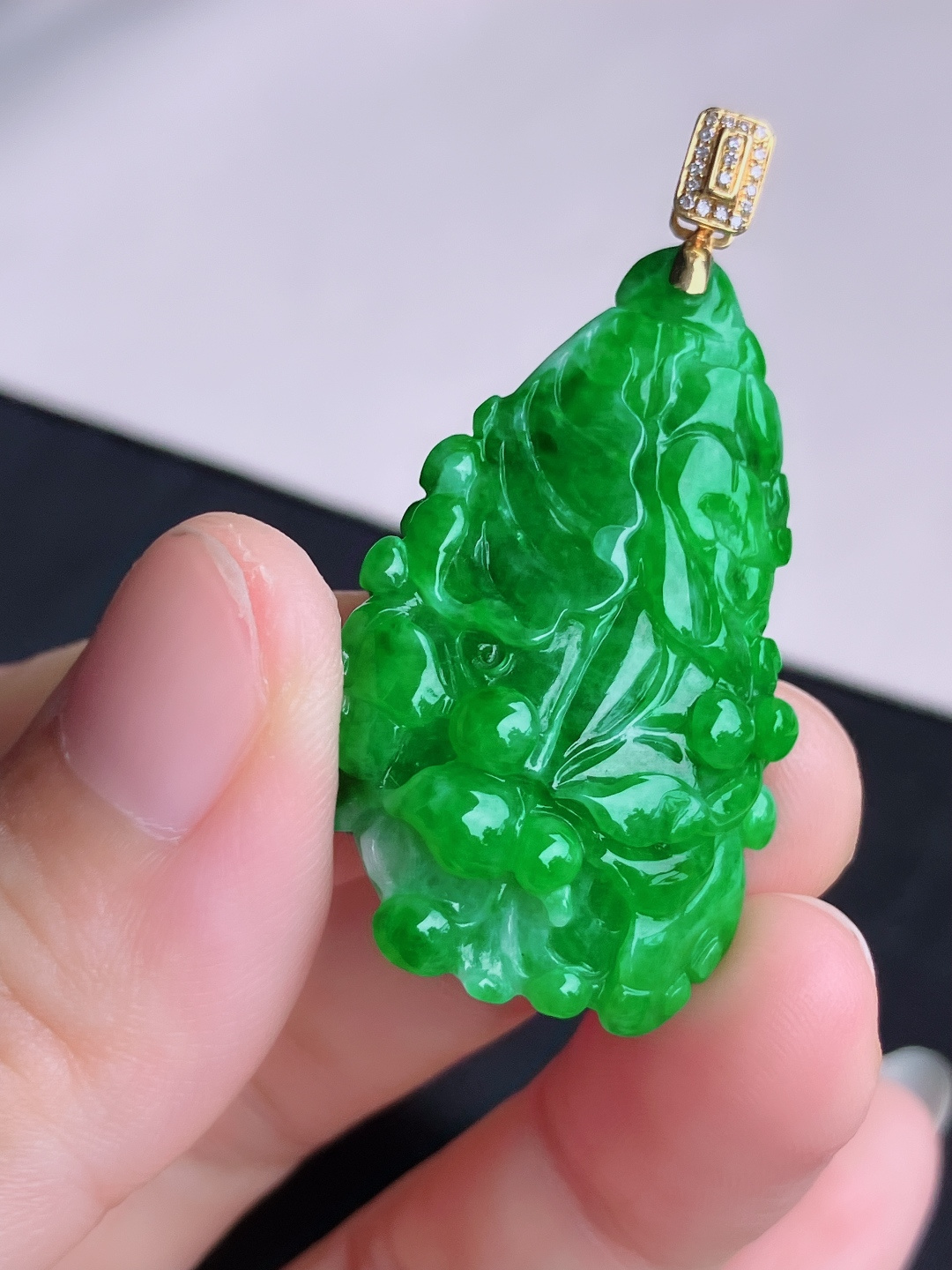 ️辣绿百财，饱满大气，尺寸45.8/38/23.6/10.3/自然光实拍