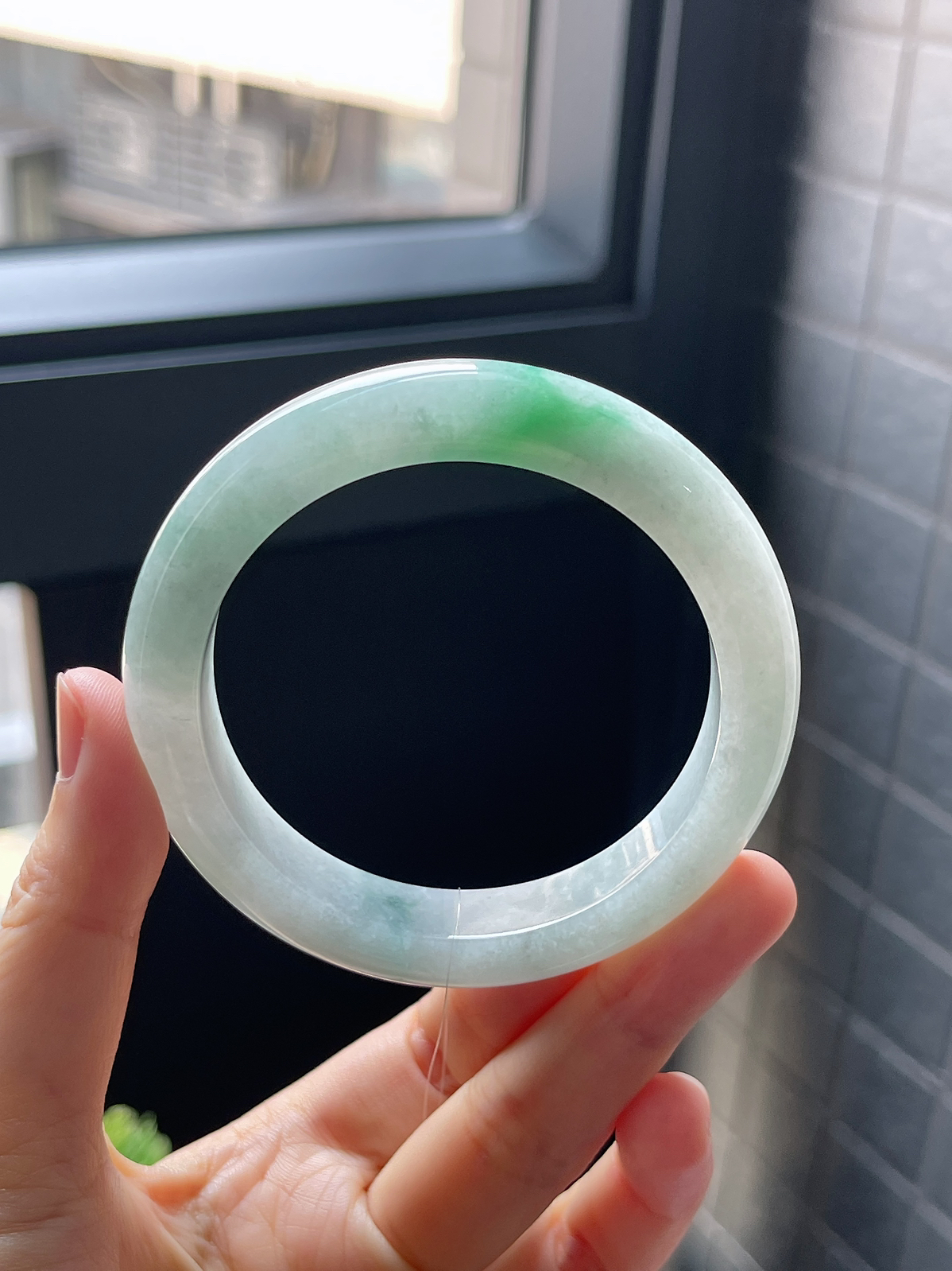 正圈55.5圈口，翡翠糯化种飘花手镯