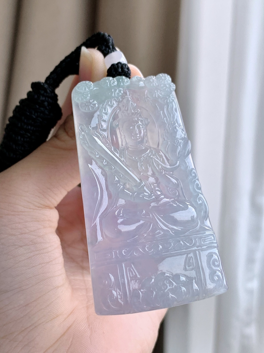 【裸石】冰紫底虚空藏菩萨牌吊坠【说明】缅甸 性比高 厚装【尺寸】63.2-35.2-6【重量】33
